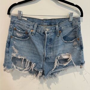 Levi’s 501 Distressed Denim Women Shorts Cut Offs Womens 29 Casual Rodeo Western